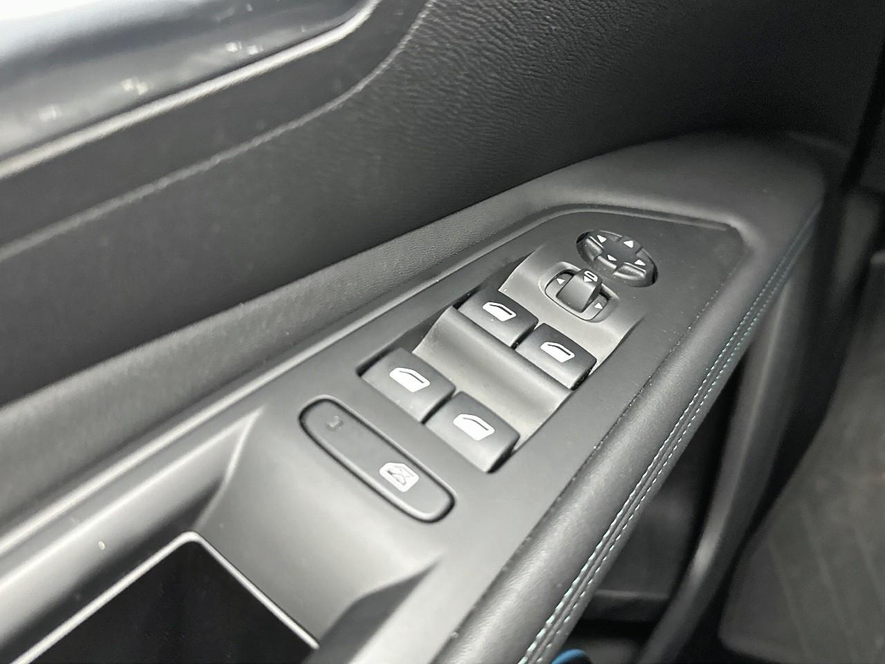 Peugeot 3008 hybrid 225 e-eat8 allure — photo 15