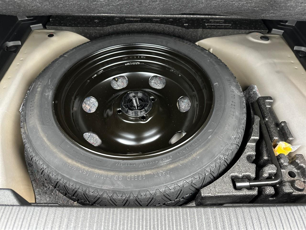 Peugeot 2008 puretech 130 s&s eat8 allure — photo 34