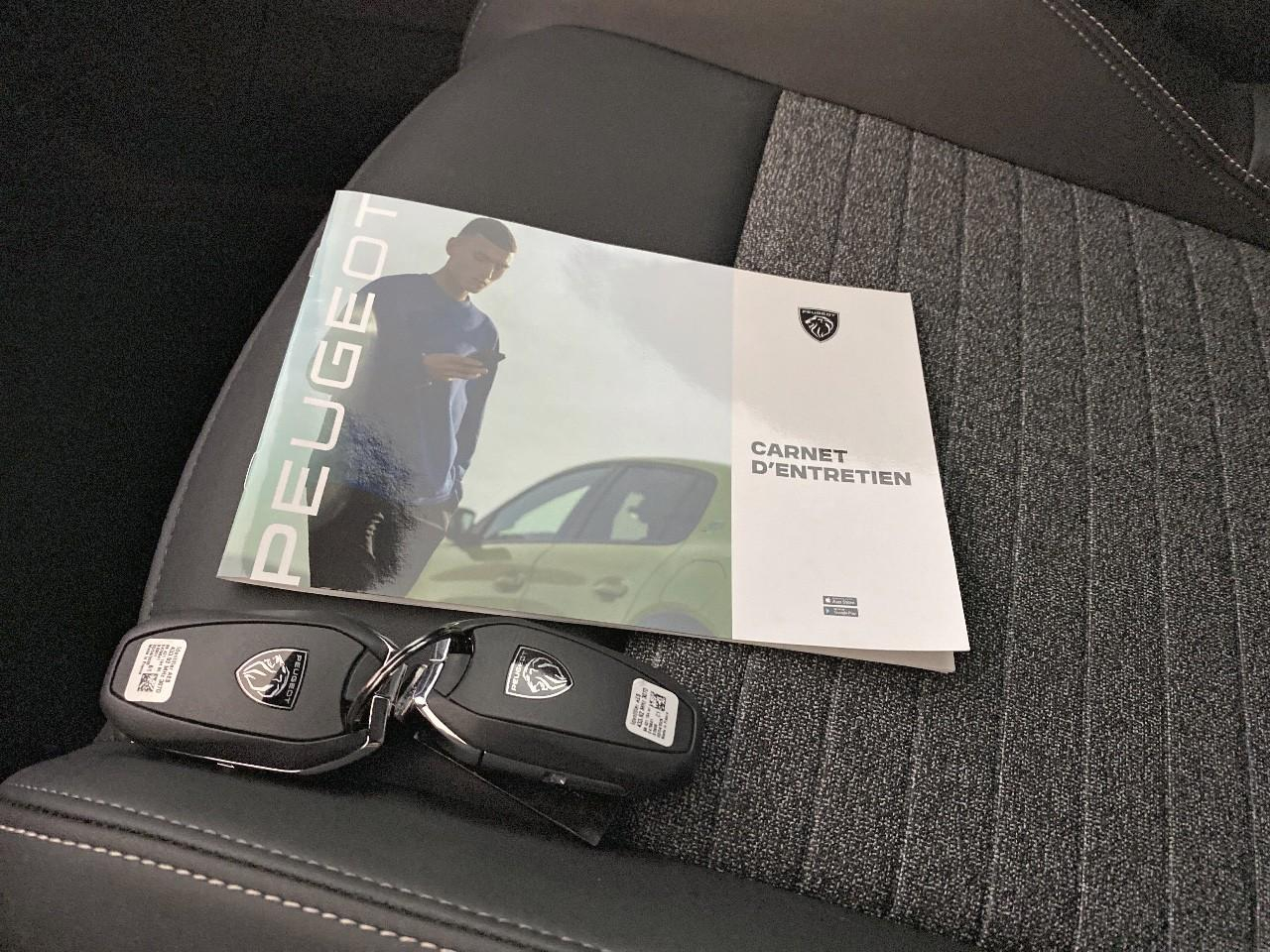 Peugeot 5008 hybrid 145 ch e-dcs6 allure — photo 18