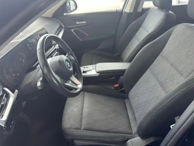 Bmw X1 sdrive18d 150ch — photo 6
