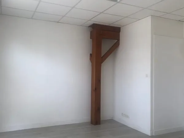 Bureau 18 m²