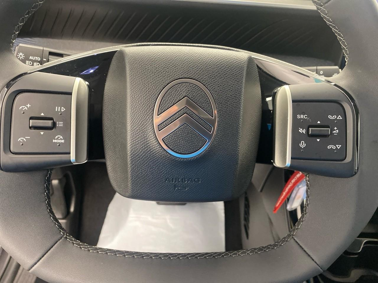 Citroën C3 Aircross hybride 136 ch aut max — photo 17