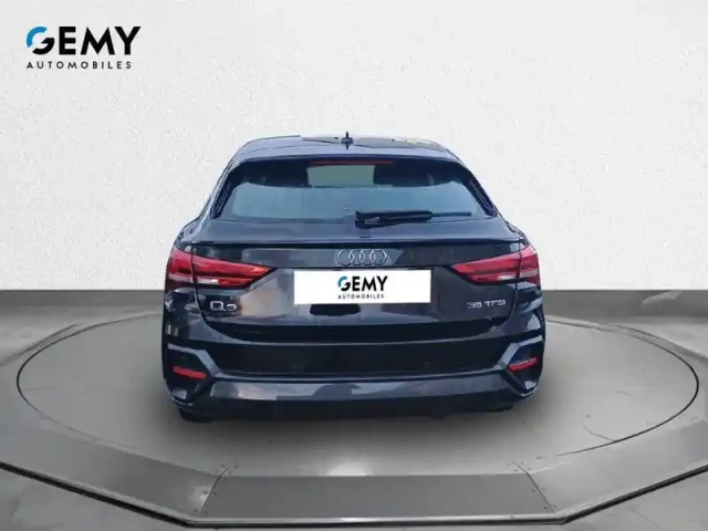 Audi Q3 sportback 35 tfsi 150 ch — photo 21