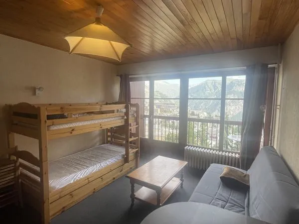 Studio 1 pièce 19 m²