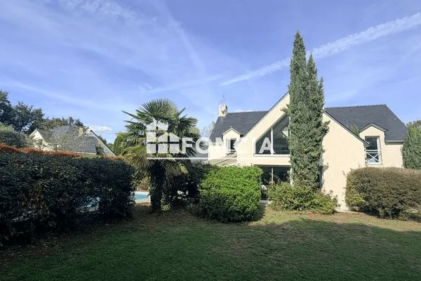 Maison 6 pièces 216 m²