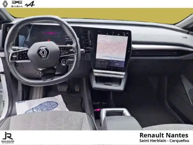 Renault Megane e-tech electric ev60 220ch techno optimum charge — photo 10