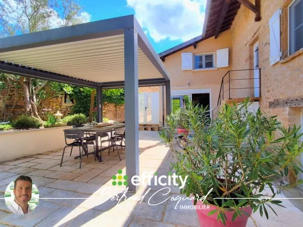 Maison 8 pièces 276 m²