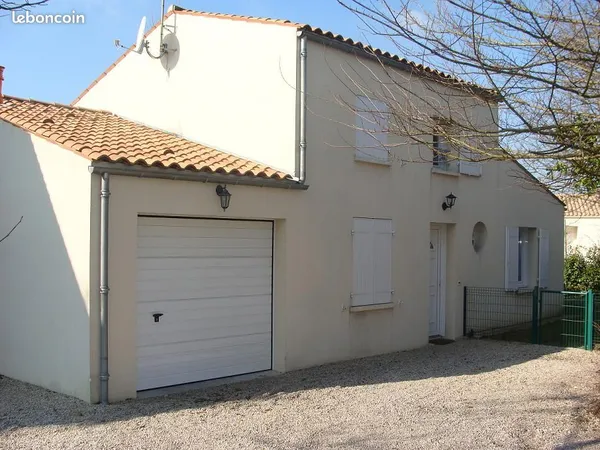 A louer maison T6 à Lagord