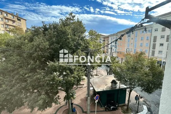 Appartement 4 pièces 90 m²