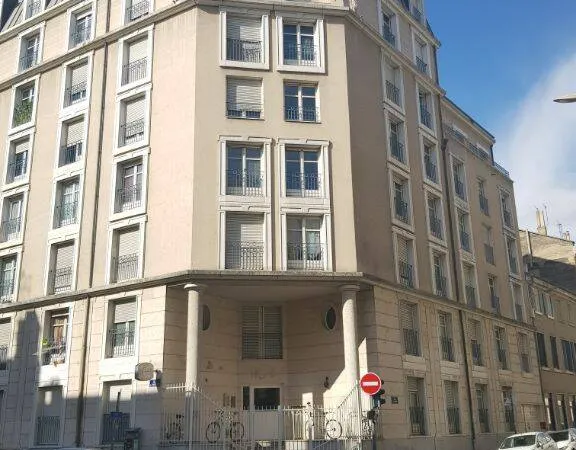Studio 1 pièce 19 m²