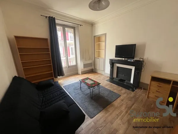 T1 BIS DE 43,25 M² VENDU LOUÉ