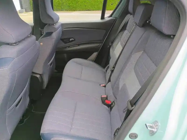 Renault 4 renault  e-tech electrique 150 ch autonomie confort — photo 22