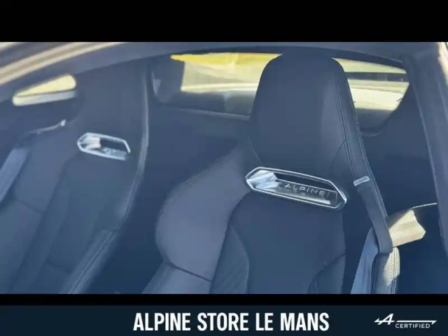 Alpine A110 — photo 14