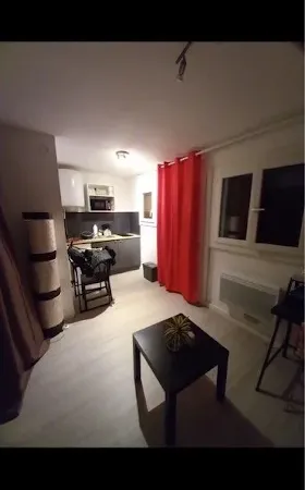 Studio 1 pièce 18 m²