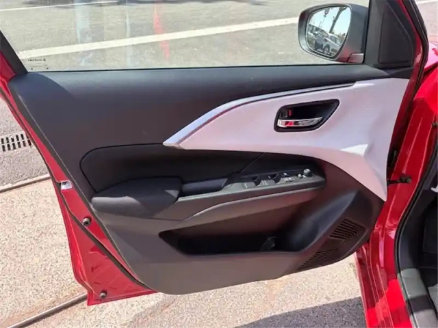 Suzuki Swift 1.2 dualjet hybrid auto — photo 26