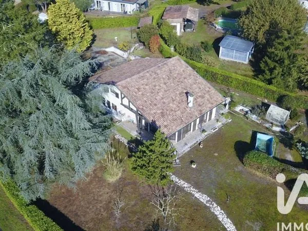 Maison 8 pièces 190 m²