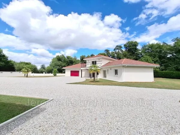 Maison 5 pièces 116 m²