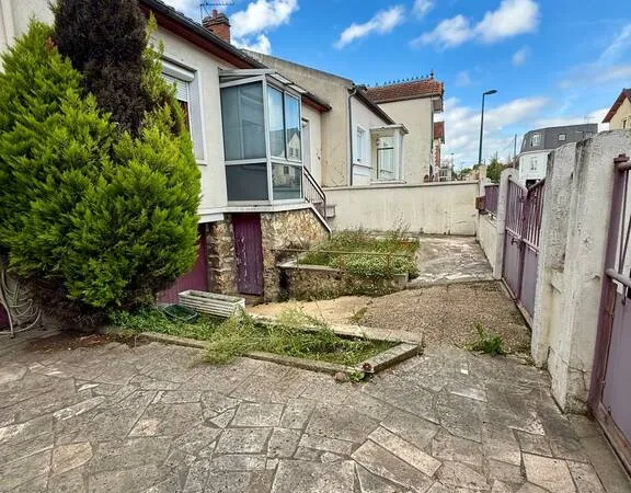 Maison 6 pièces 210 m²