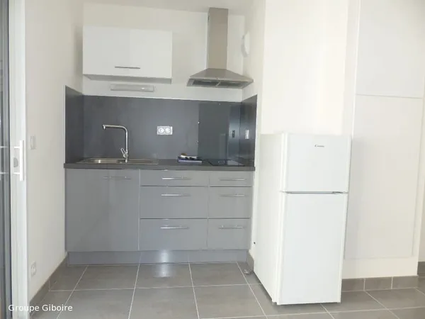 A LOUER - AGENCE GIBOIRE - APPARTEMENT T2 - RENNES / QUARTIER FOUGERES