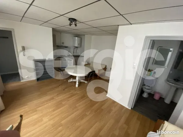 Studio 1 pièce 30 m²