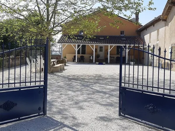 Achat : Maison Rouzède (16220)