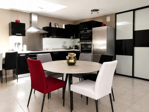 T3 78 M2-ASCENSEUR-CLIMATISE-Quartier vieux RILLIEUX VGE
