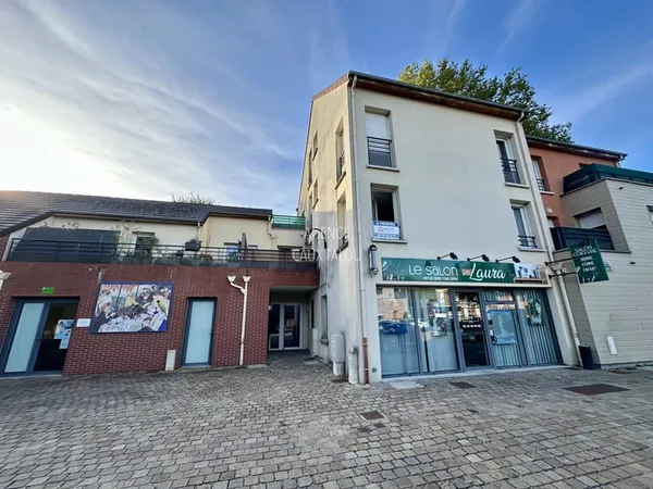 MARTIN-ÉGLISE APPARTEMENT 67 M2 AVEC TERRASSE ET STATIONNE