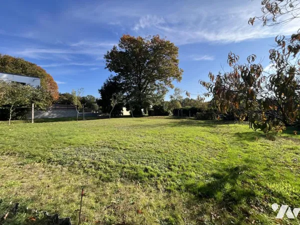 Terrain 1015 m²
