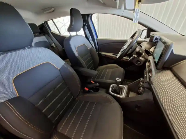 Dacia Sandero tce 90 - 22 — photo 31