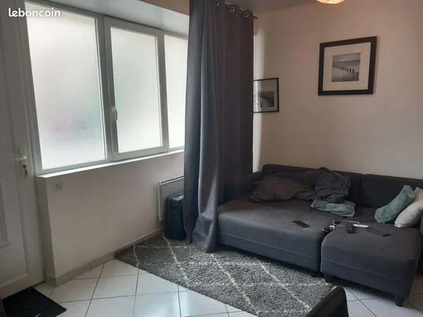 Appartement de type 2 au centre du village