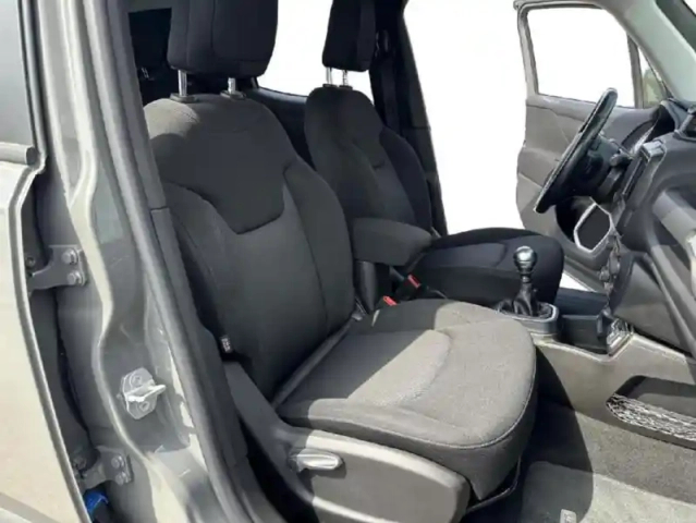 Jeep Renegade 1.0 gse t3 120ch quiksilver edition — photo 15