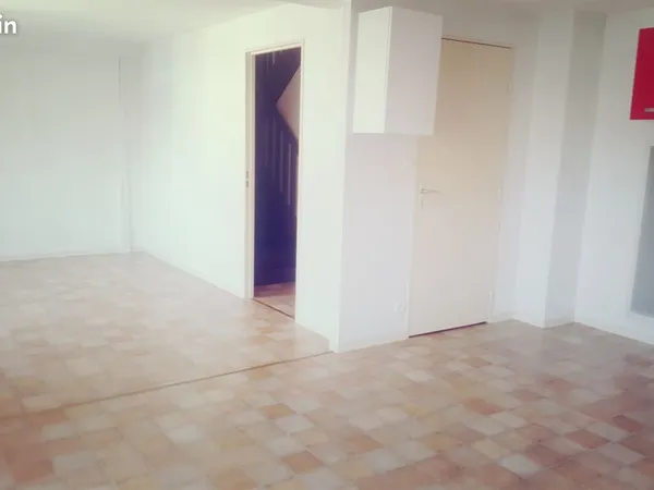 À louer - Appartement F4 de 87 m² - Patay (45310)