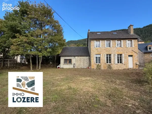 EXCLUSIVITÉ No168 - CHANAC - Ancienne Ecole avec terrain