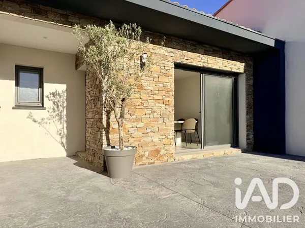 Maison de plain-pied 4 pièces 95 m²