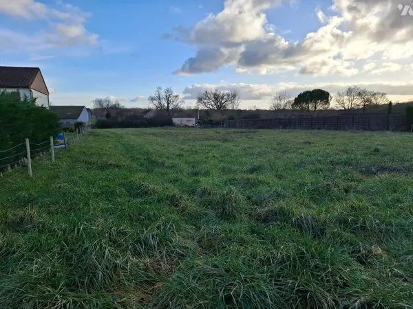 Terrain 2003 m²