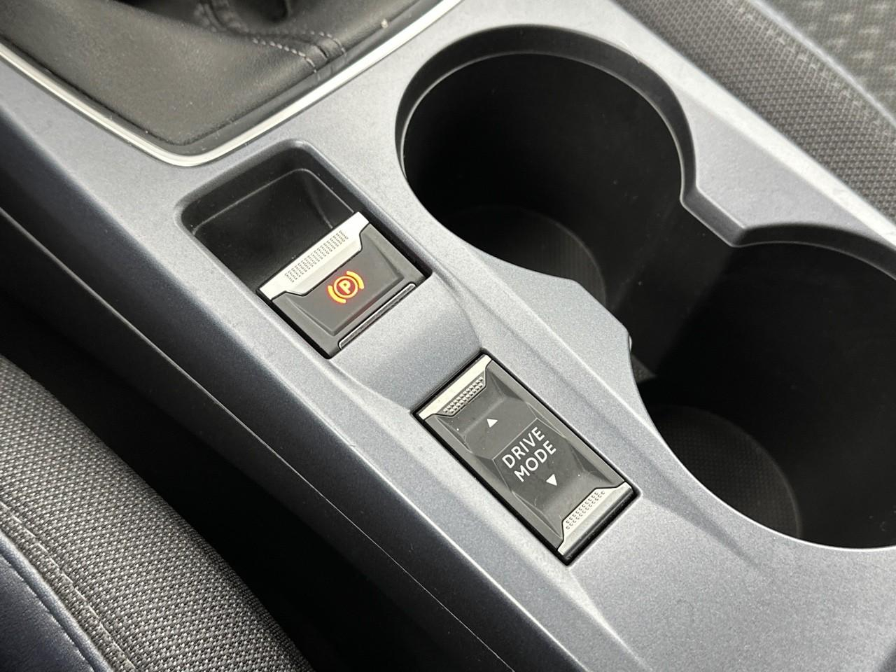 Peugeot 2008 puretech 130 s&s bvm6 allure — photo 34