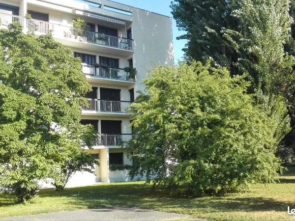 Colocation 3 chambres dans F4 de 90m²