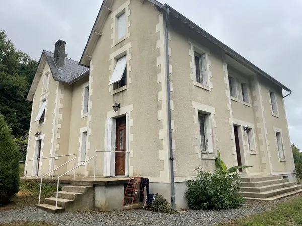 Maison 9 pièces 201 m²