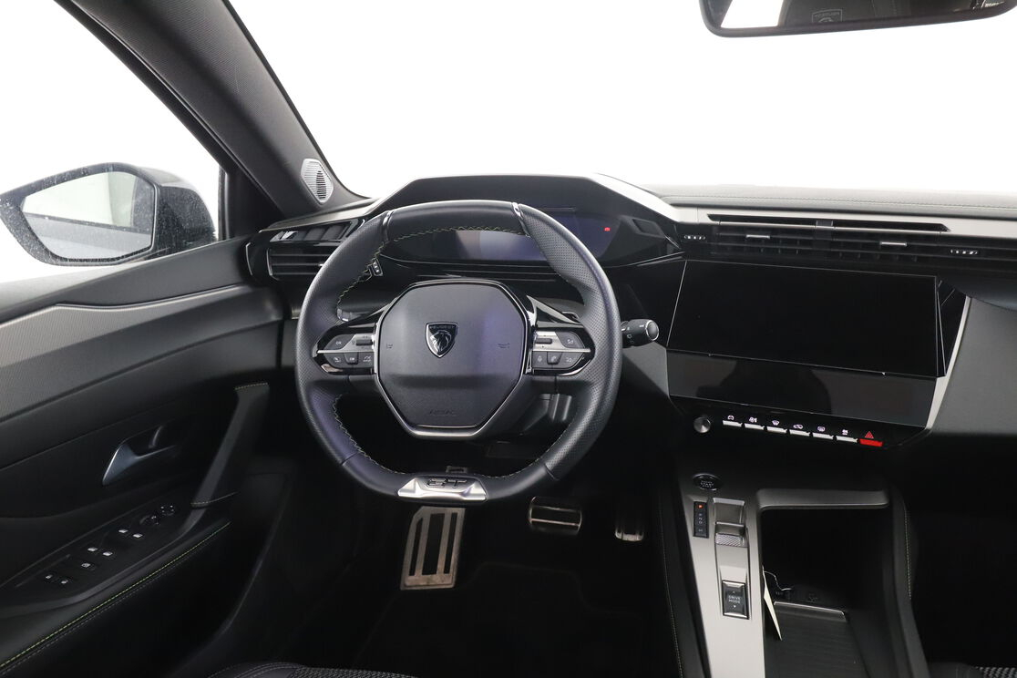 Peugeot 308 1.5 Blue-HDi GT EAT8 — photo 12