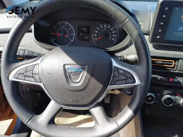 Dacia Sandero eco-g 100 - 22 — photo 16