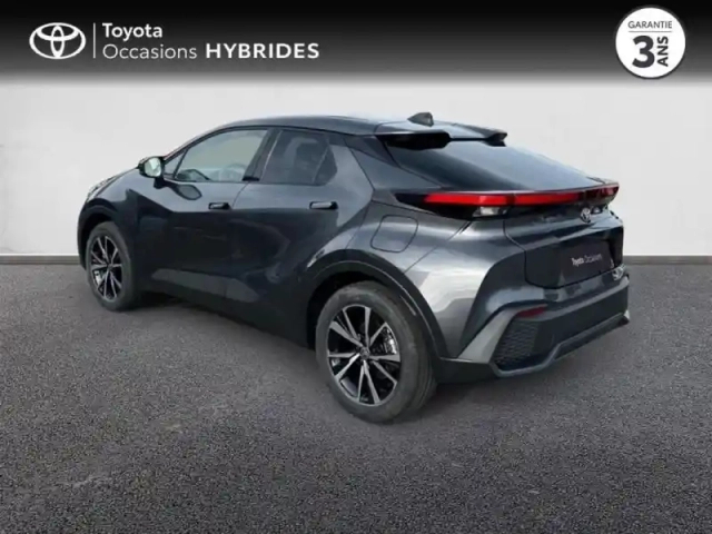 Toyota C-Hr 2.0 hybride rechargeable 225ch design my25 — photo 2
