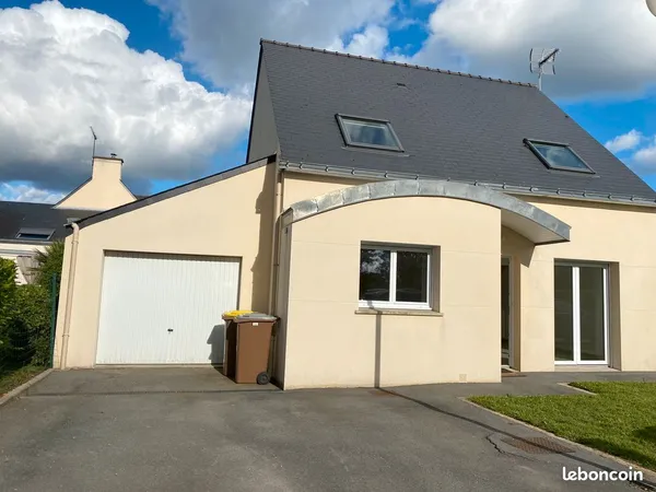 Maison à louer dans le bourg