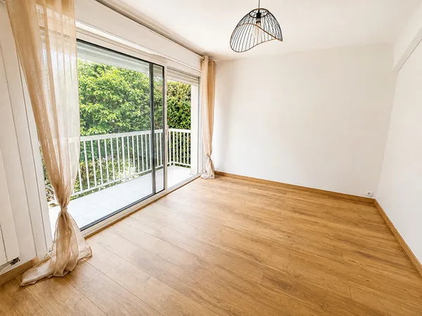 Bureau 16 m²