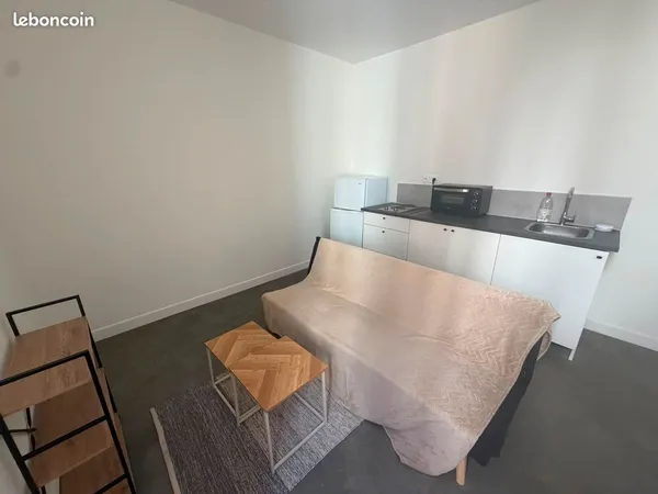 Studio meublé 17 m2 - Béziers, centre historique