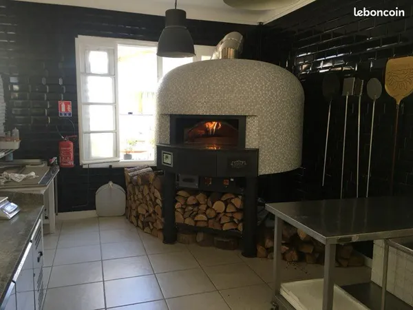 Bar Restaurant pizzeria napolitaine