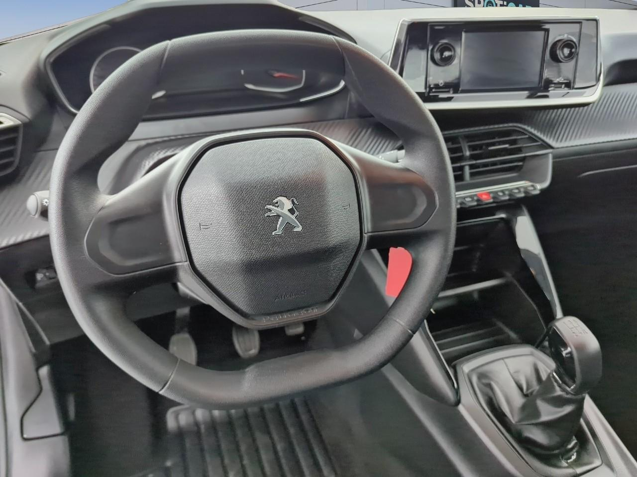 Peugeot 208 puretech 75 s&s bvm5 like — photo 14