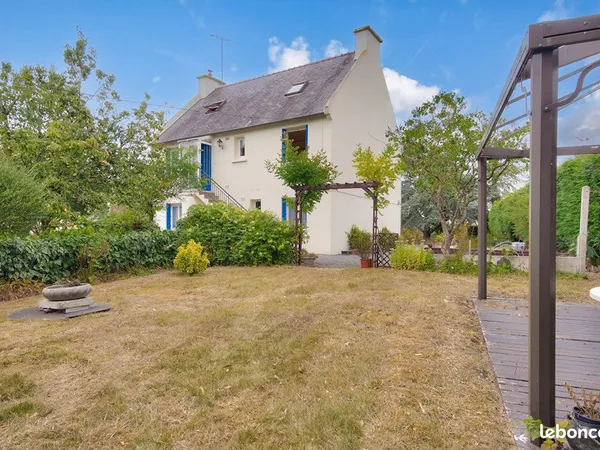 Propriété 9 pièces 156 m²