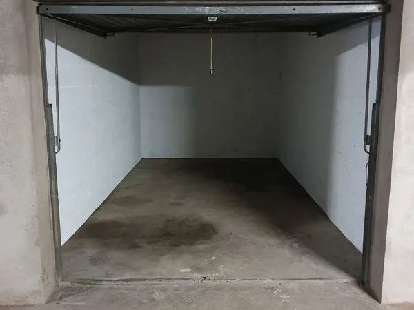 Location Garage / Box Fresnes