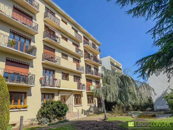 APPARTEMENT - QUATRE CHEMINS/COULEE VERTE
