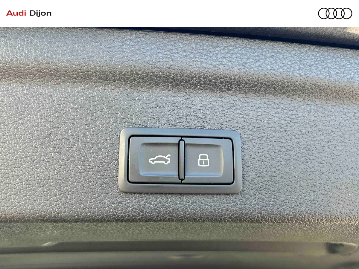 Audi Q3 45 TFSIe 245 ch S tronic 6 — photo 15